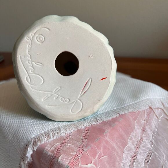 Josef Originals KATE from TOWN and COUNTRY Series, Vintage Figurines - Picture 8 of 10